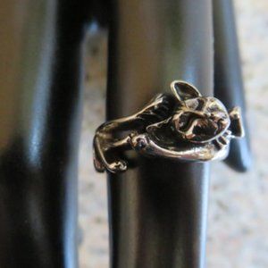 Egyptian Oriental Style Curled CAT Ring Silver Tone Alloy Size 6.5 (F10)